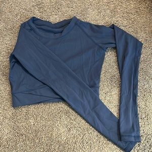 Women’s crisscross work out top